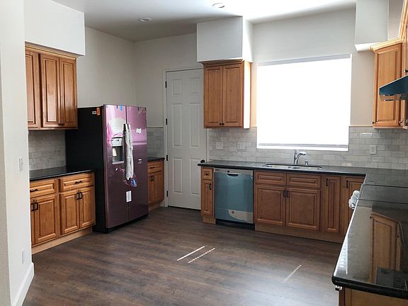 3rd image of 473 Agora Ct