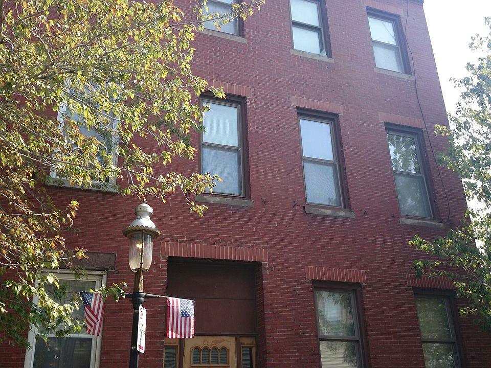 1st image of 27 Essex St