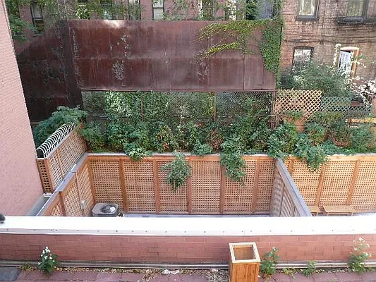 Rented by New York Residence | media 26