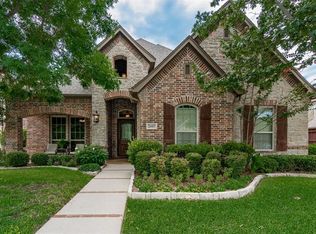 2605 Woodson Cir, Bedford, TX 76021