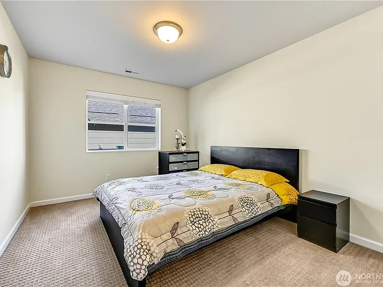 20306 5th Pl W — Photo 2