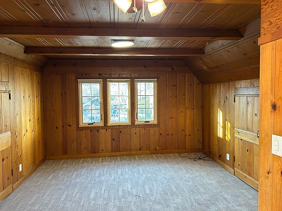 4th image of 845 33rd St APT E