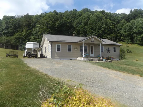 342 Millstone Rd, Woodlawn, VA 24381