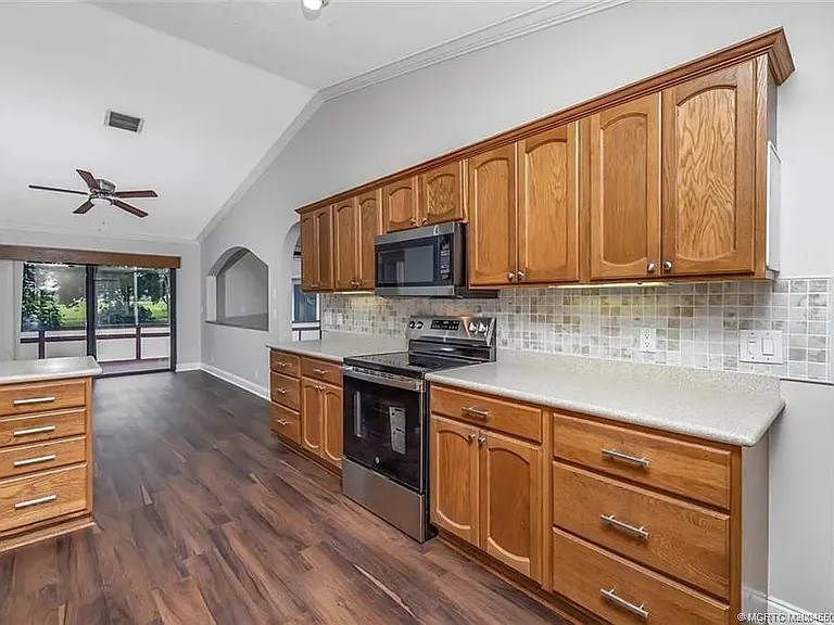 5361 SW Windward Way — Photo 11