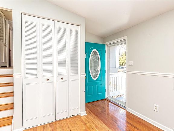 4th image of 6524 Creekrun Dr
