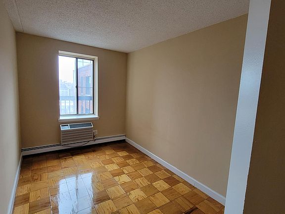 2nd image of 14016 34th Ave APT 1215