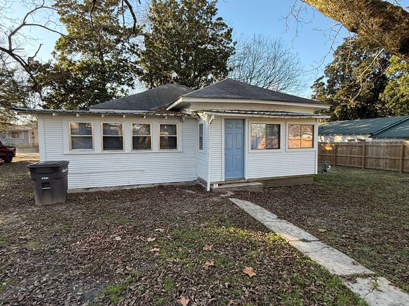 108 N Costilow St, Broken Bow, OK 74728