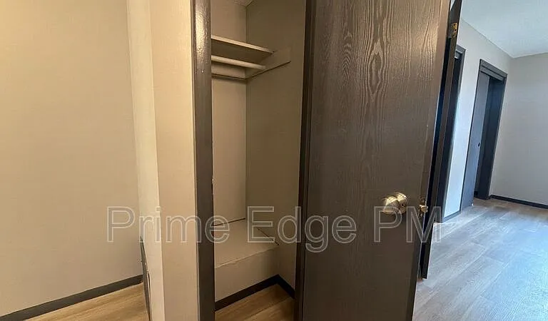 4520 Calvert St #5 — Photo 11
