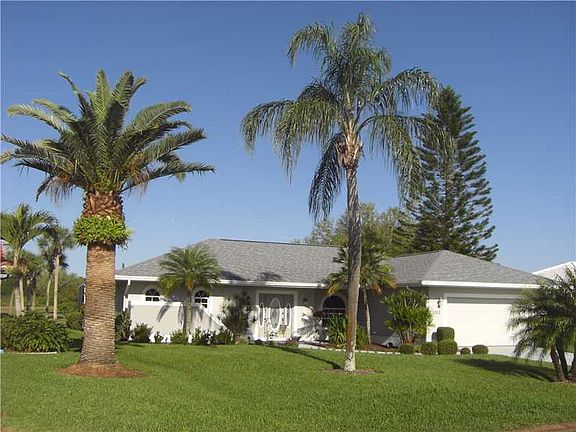 2nd image of 1913 Pebble Beach Ct