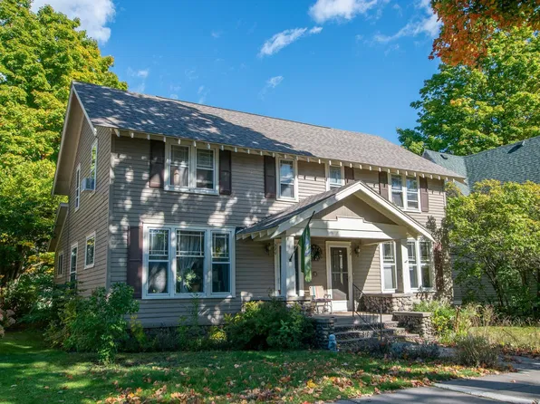 318-320 W 7th St, Traverse City, MI 49684