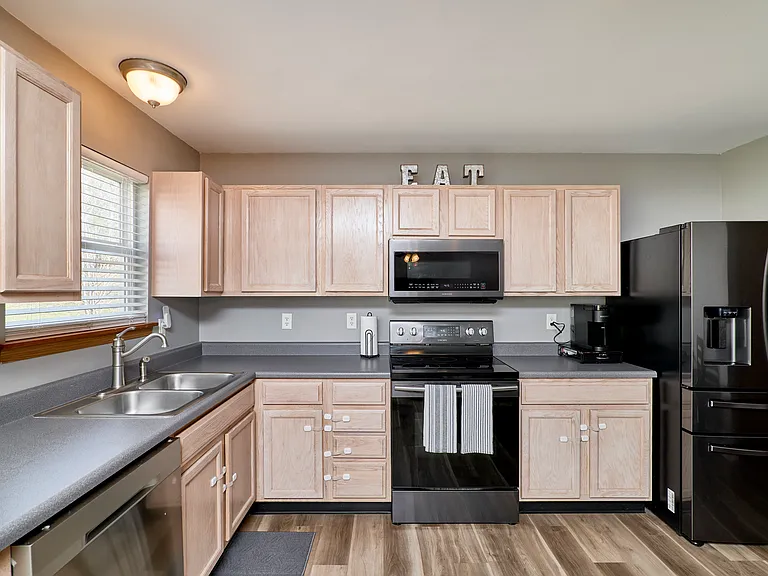 206 Waterside Crossing Ct — Photo 12