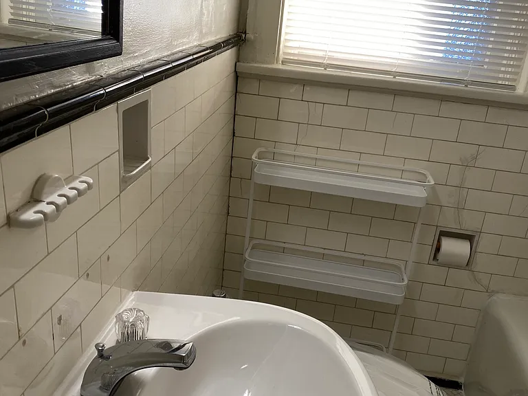 1316 Morten St #204 — Photo 13