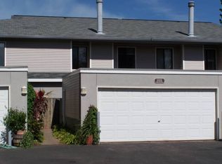 1111 Wagon Wheel Rd, Hopkins, MN 55343