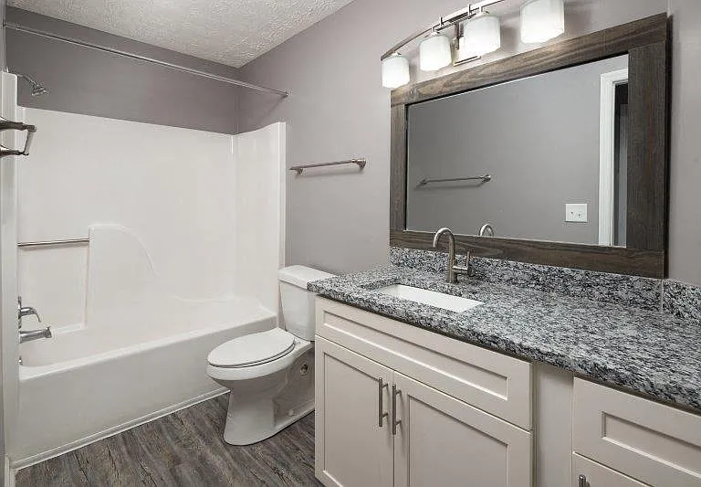 Midland Falls Apartment Homes — Photo 26