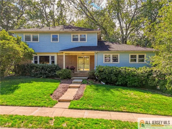 2 Kohlhepp Ave, Milltown, NJ 08850