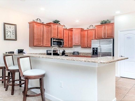 5th image of 1433 Wexford Way
