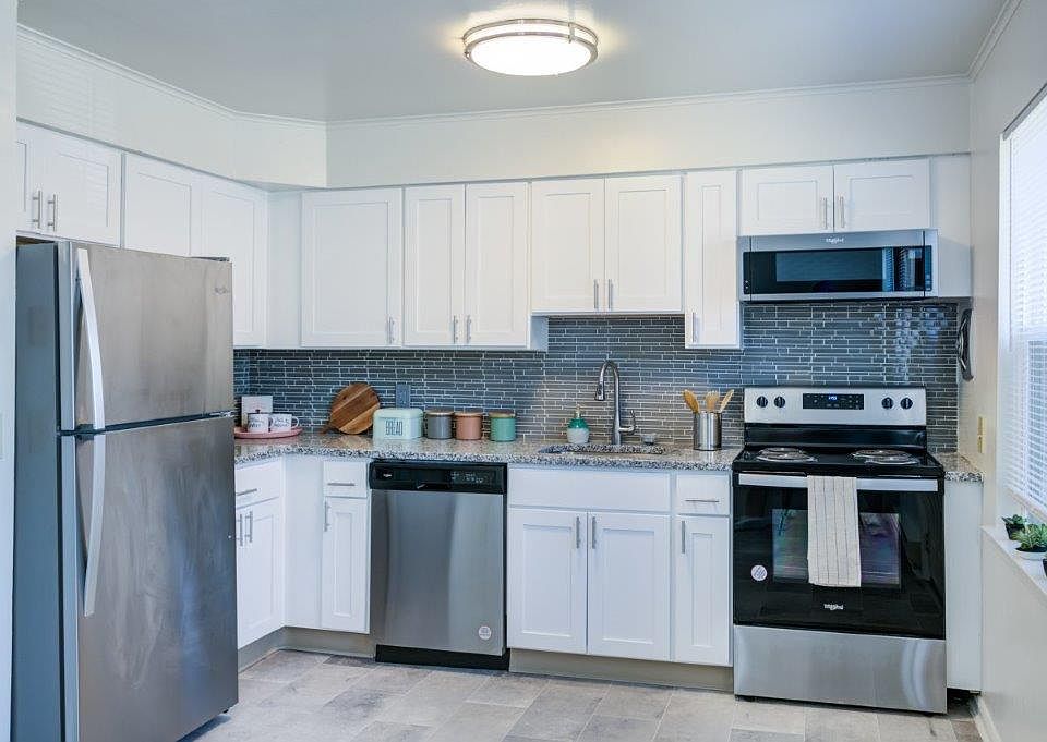 1st image of 180A Eatoncrest Dr #234A