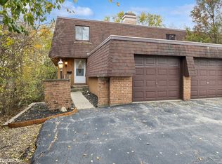 131 W Lake Cook Rd, Palatine, IL 60074