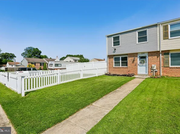 3900 Misty View Rd, Middle River, MD 21220