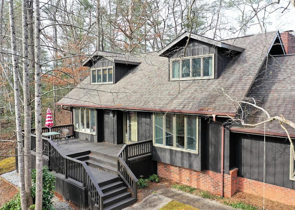 1st image of 360 Rivercrest Dr