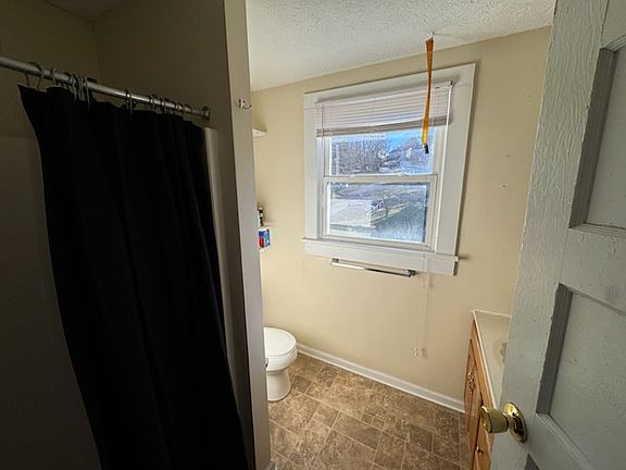 3rd image of 1701 Downey St #B