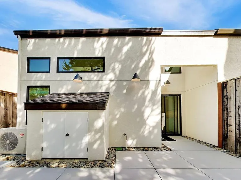 4017 San Francisco Ter — Photo 26