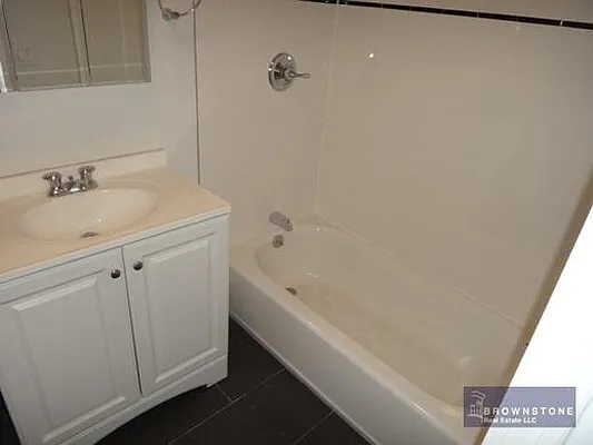 Rented by Brownstone Real Estate | media 15