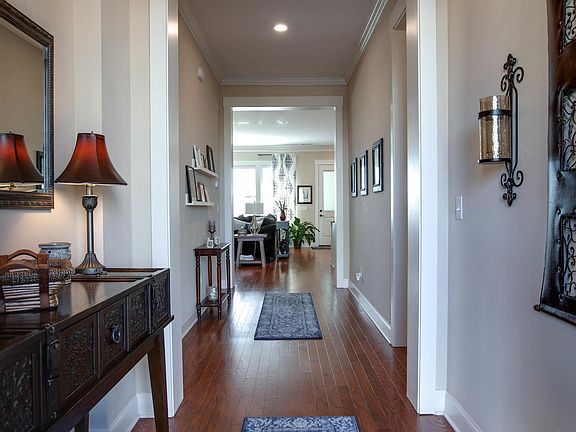 2nd image of 2788 Americus Dr