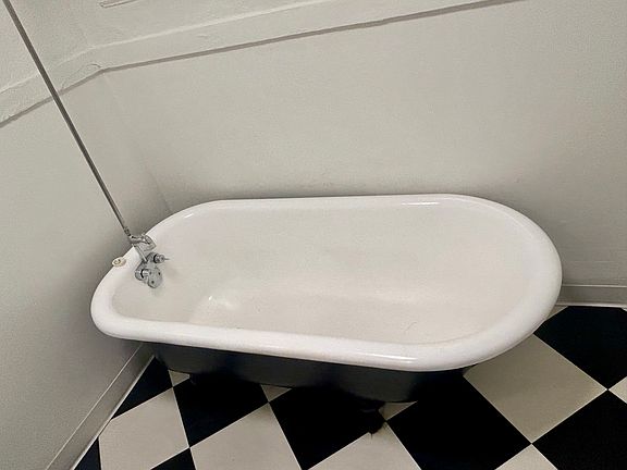 Original claw foot tubs
