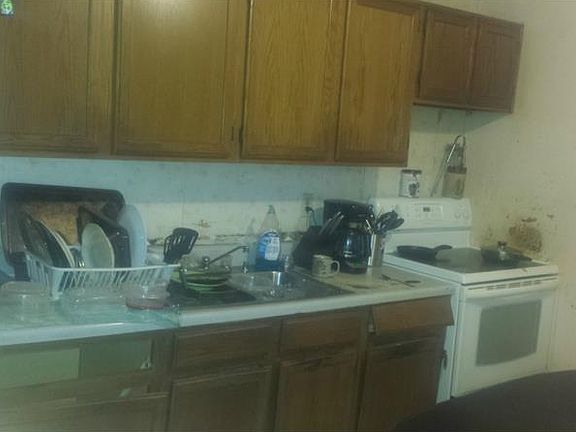 5th image of 105 N Lancelot Ave