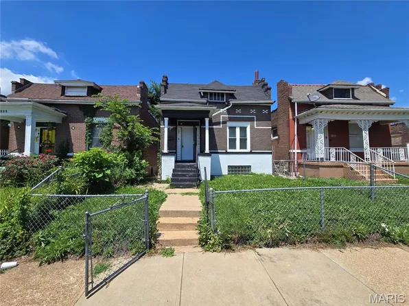 1403 Walton Ave, Saint Louis, MO 63113