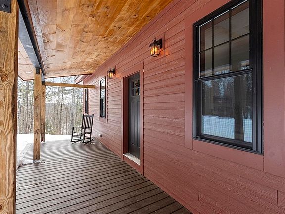 4th image of 275 Crawford Rd