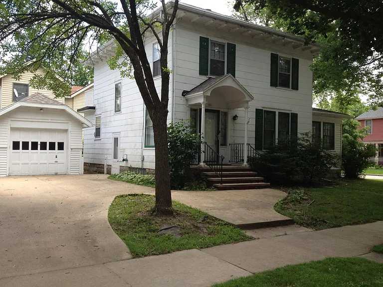 502 N Union St — Photo 18