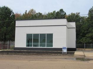 1401 Oak St, Grenada, MS 38901