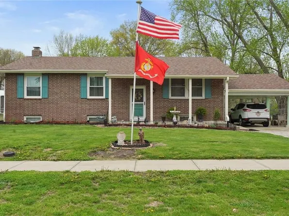 202 South St, Lathrop, MO 64465