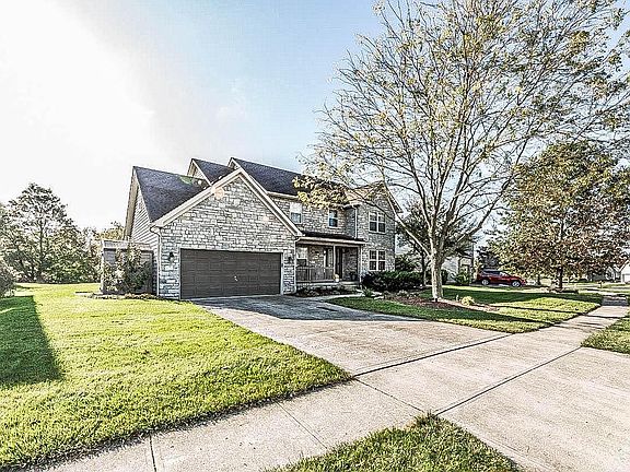 4th image of 2524 Abbey Knoll Dr