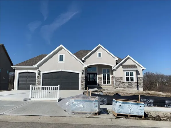 1514 NW 106th Ter, Kansas City, MO 64155
