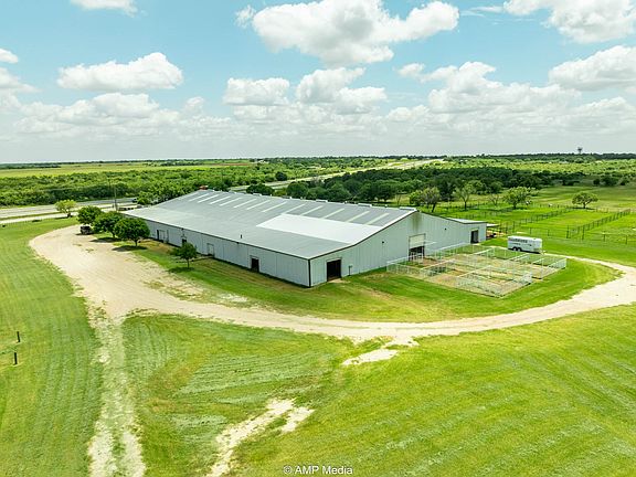 4th image of 4609 Us Highway 277 S