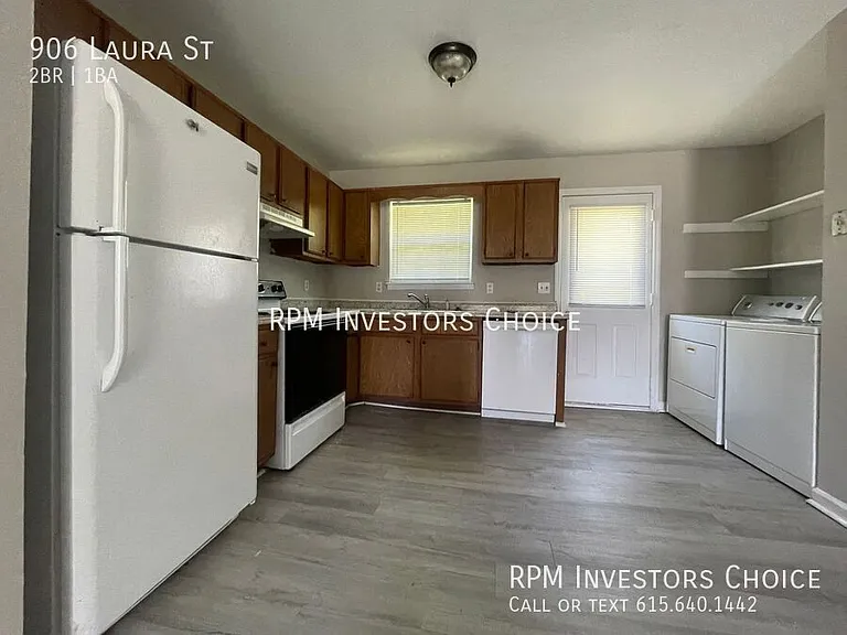 906 Laura St — Photo 6