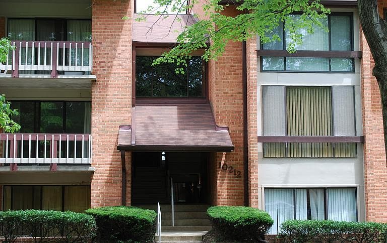 1st image of 10212 Bushman Dr APT 213