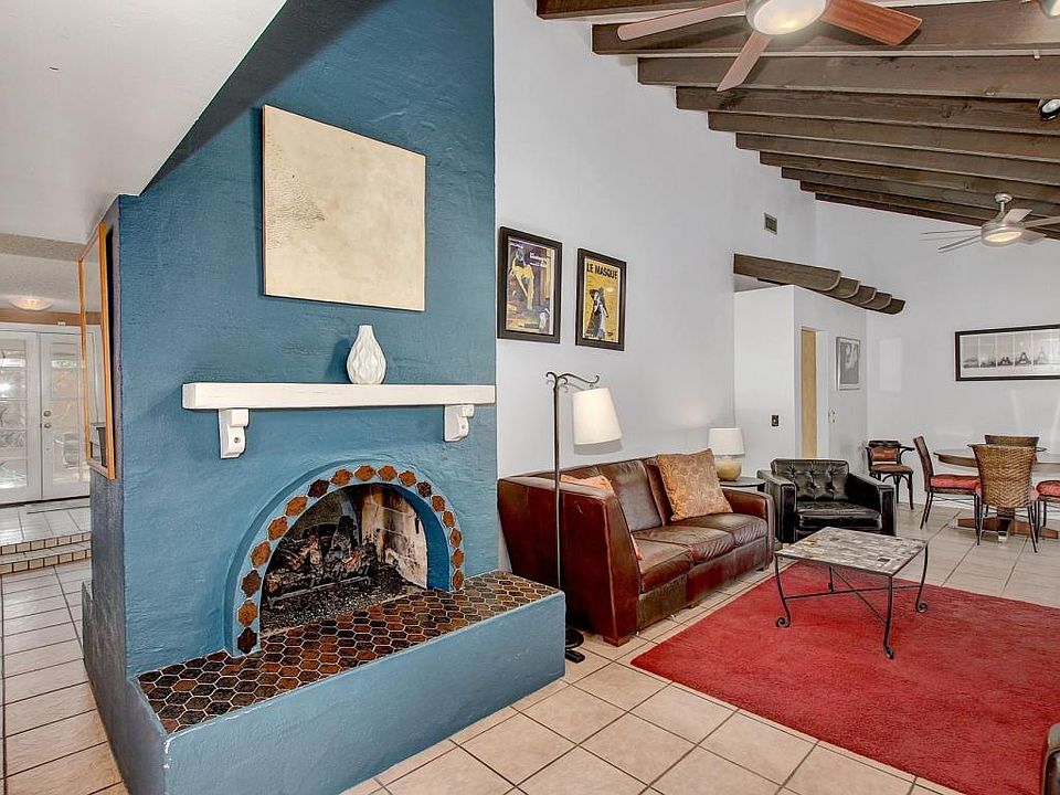 1st image of 2055 E Balboa Dr