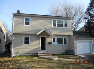 1489 Vauxhall Rd, Union, NJ 07083