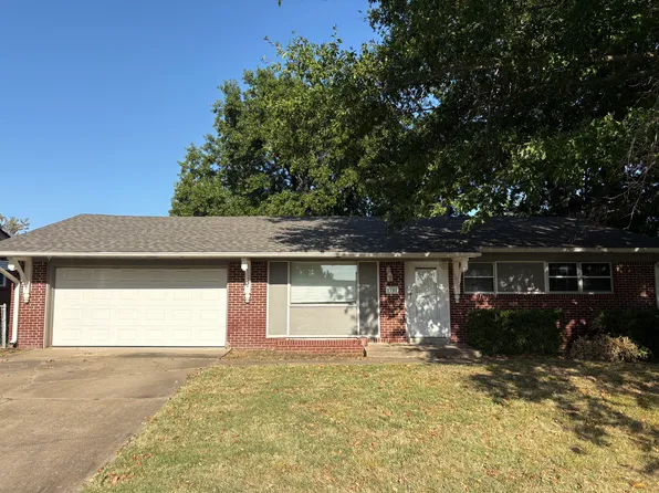 1105 N Gum Ave W, Broken Arrow, OK 74012