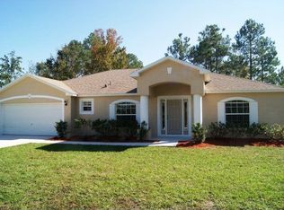 2 Pine Crest Ln, Palm Coast, FL 32164
