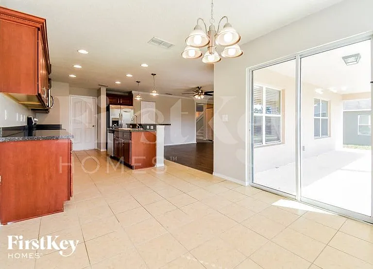 13509 Laranja St — Photo 4