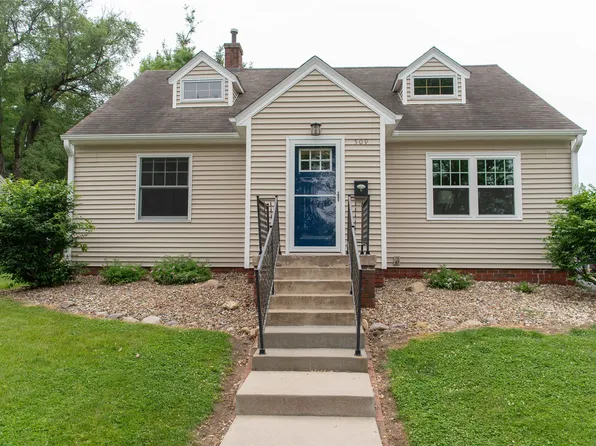509 Lincoln St, Pella, IA 50219