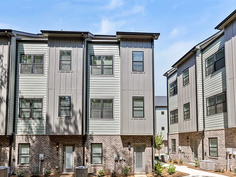 The Collection at North Davidson Townhomes for Rent in NoDa — Photo 49