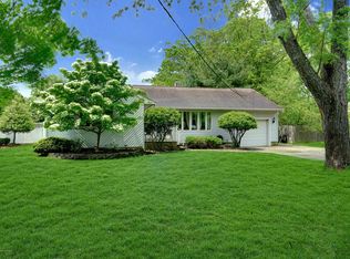 21 Shady Nook Dr, Toms River, NJ