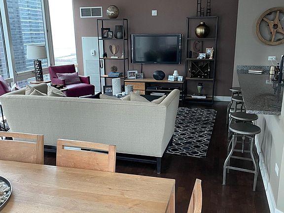 5th image of 505 N McClurg Ct APT 2506