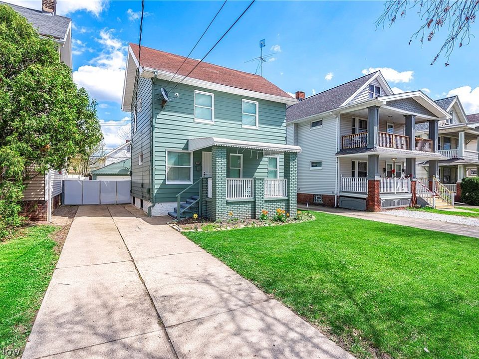 1st image of 3437 W 95th St